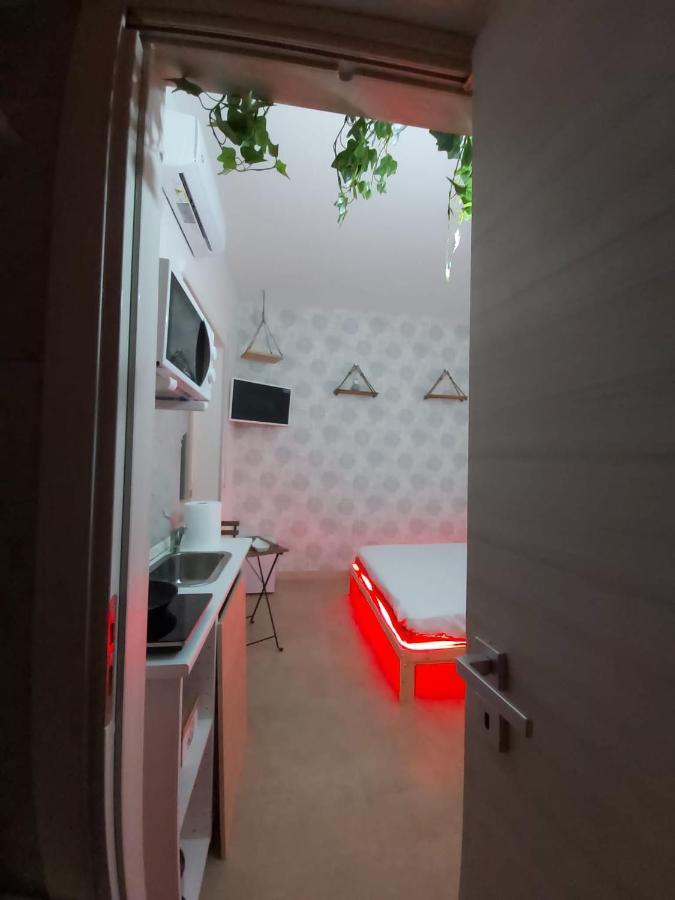 Appartement Il Re Dei Sogni à Salernes Extérieur photo